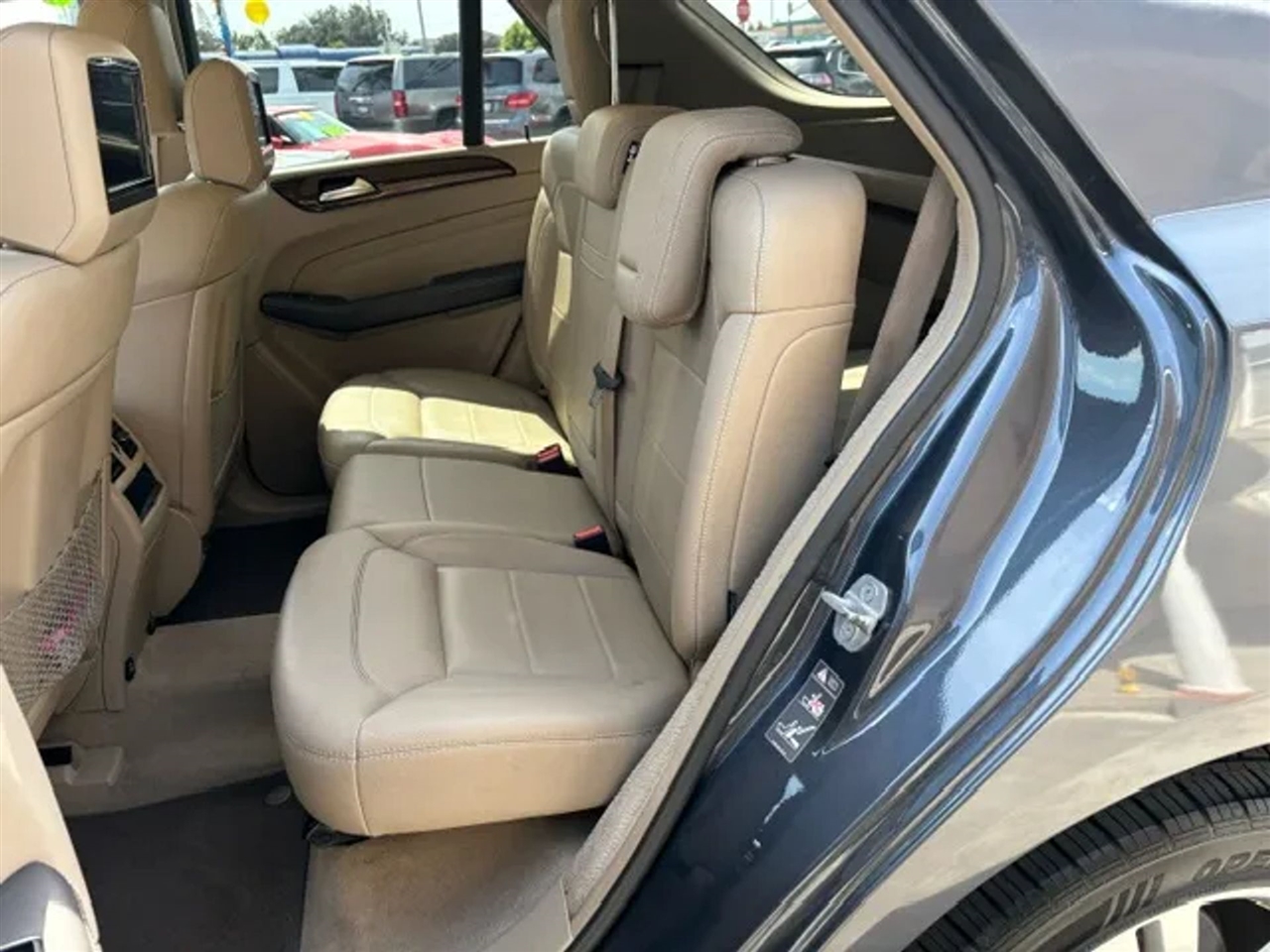 Mercedes-Benz M-Class  2012 Mercedes-Benz M-Class  2012