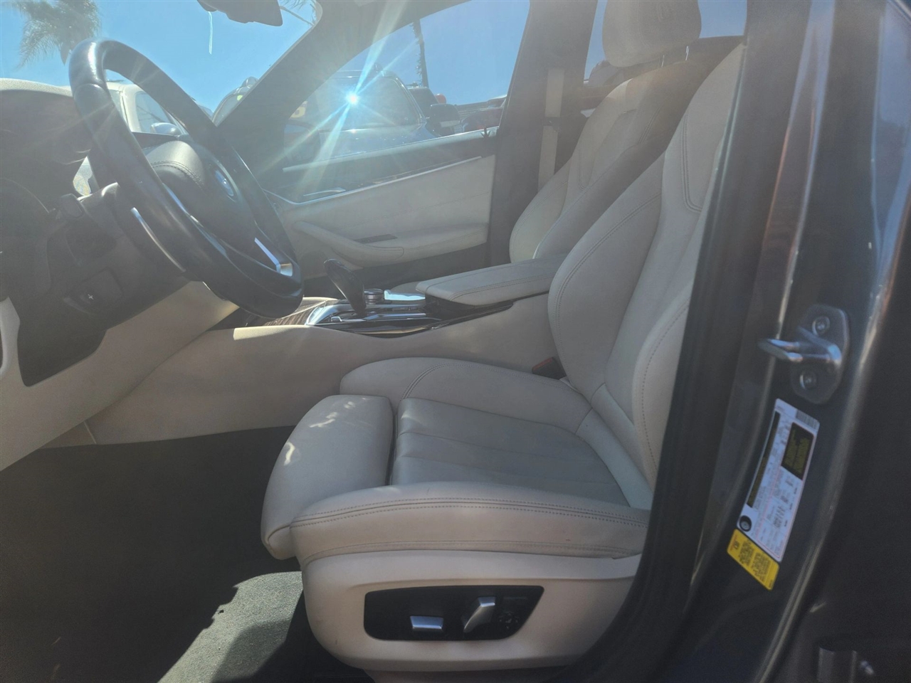 BMW 5-Series  2019 BMW 5-Series  2019