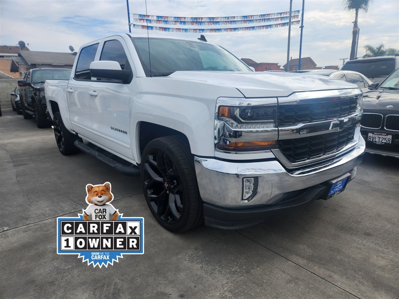 2017 Chevrolet Silverado 1500 LT Pickup 4D 5 3/4 ft