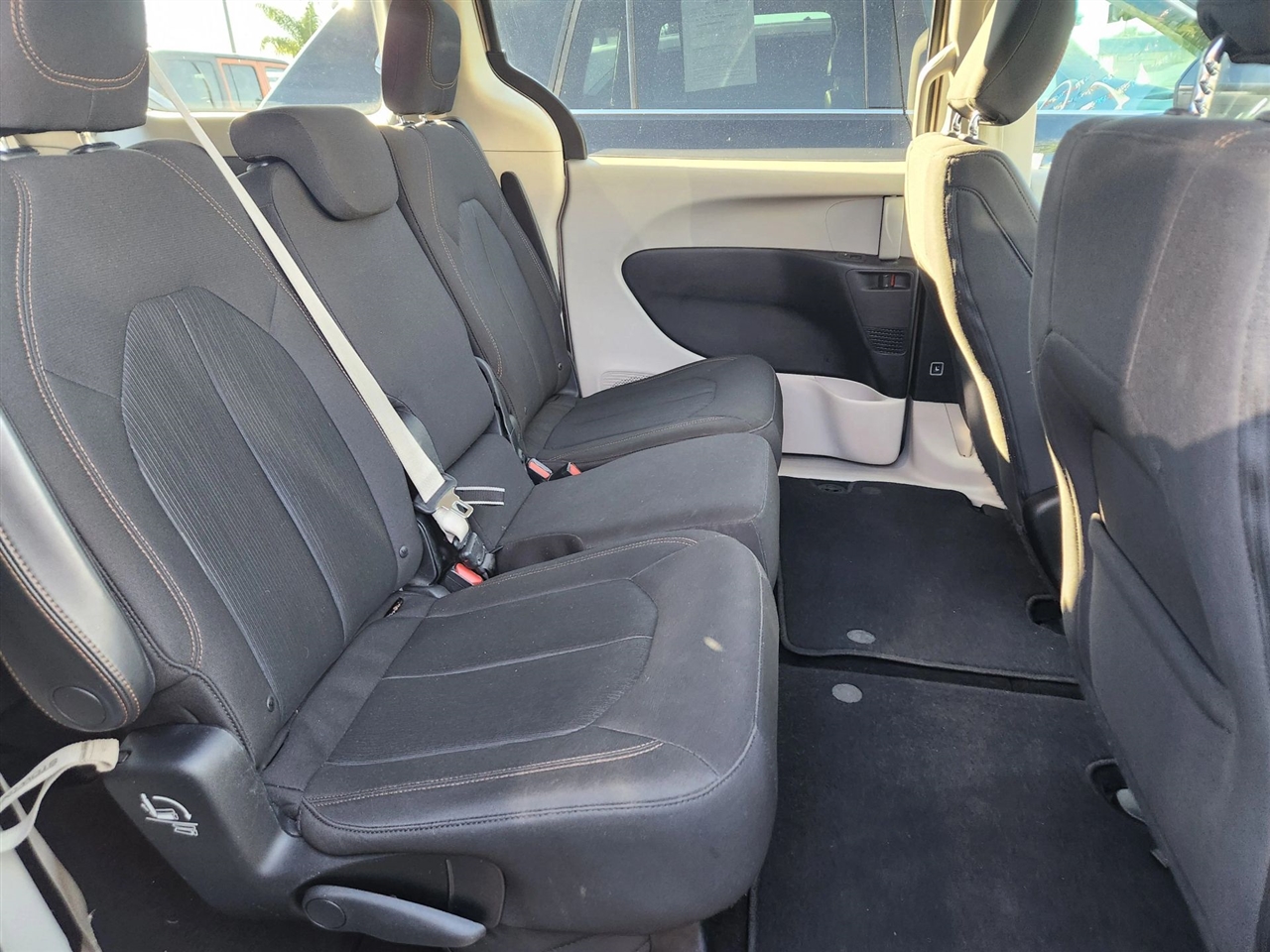 Chrysler Pacifica  2017