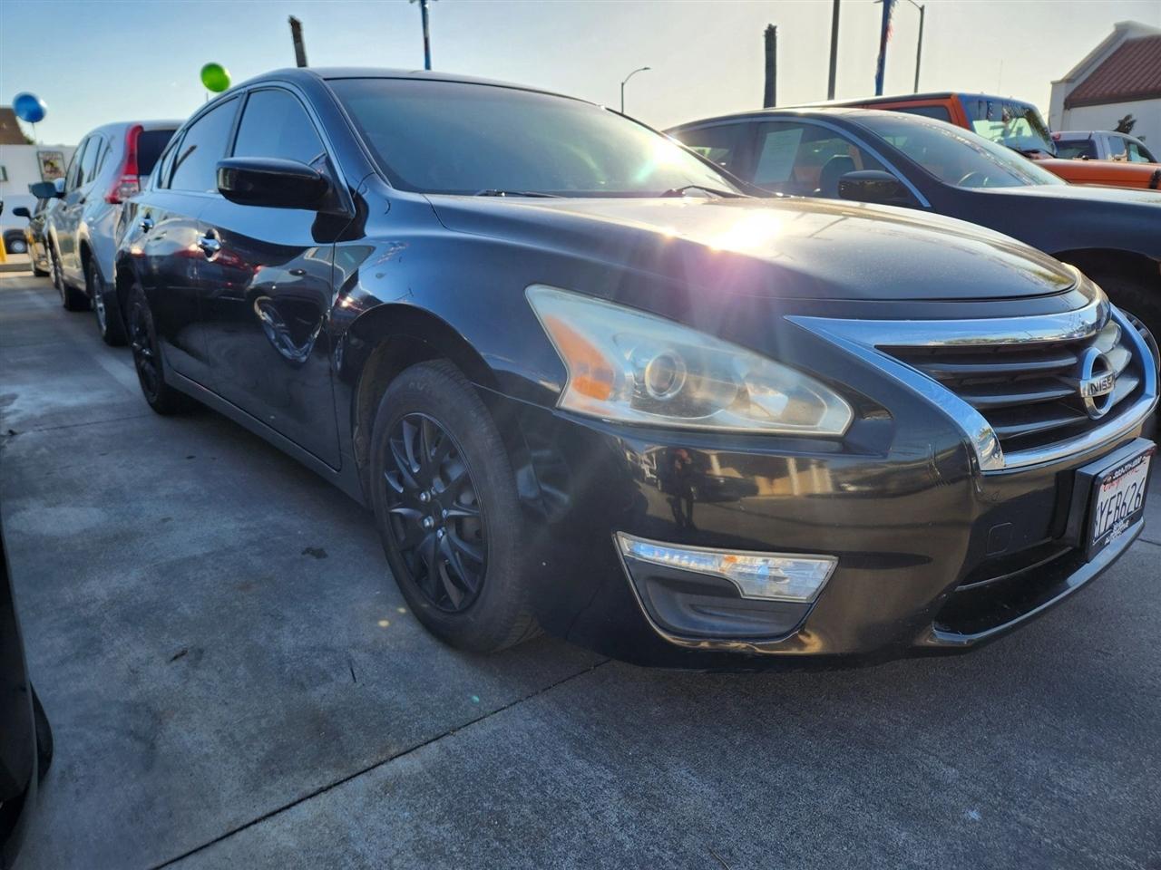 Nissan Altima  2015