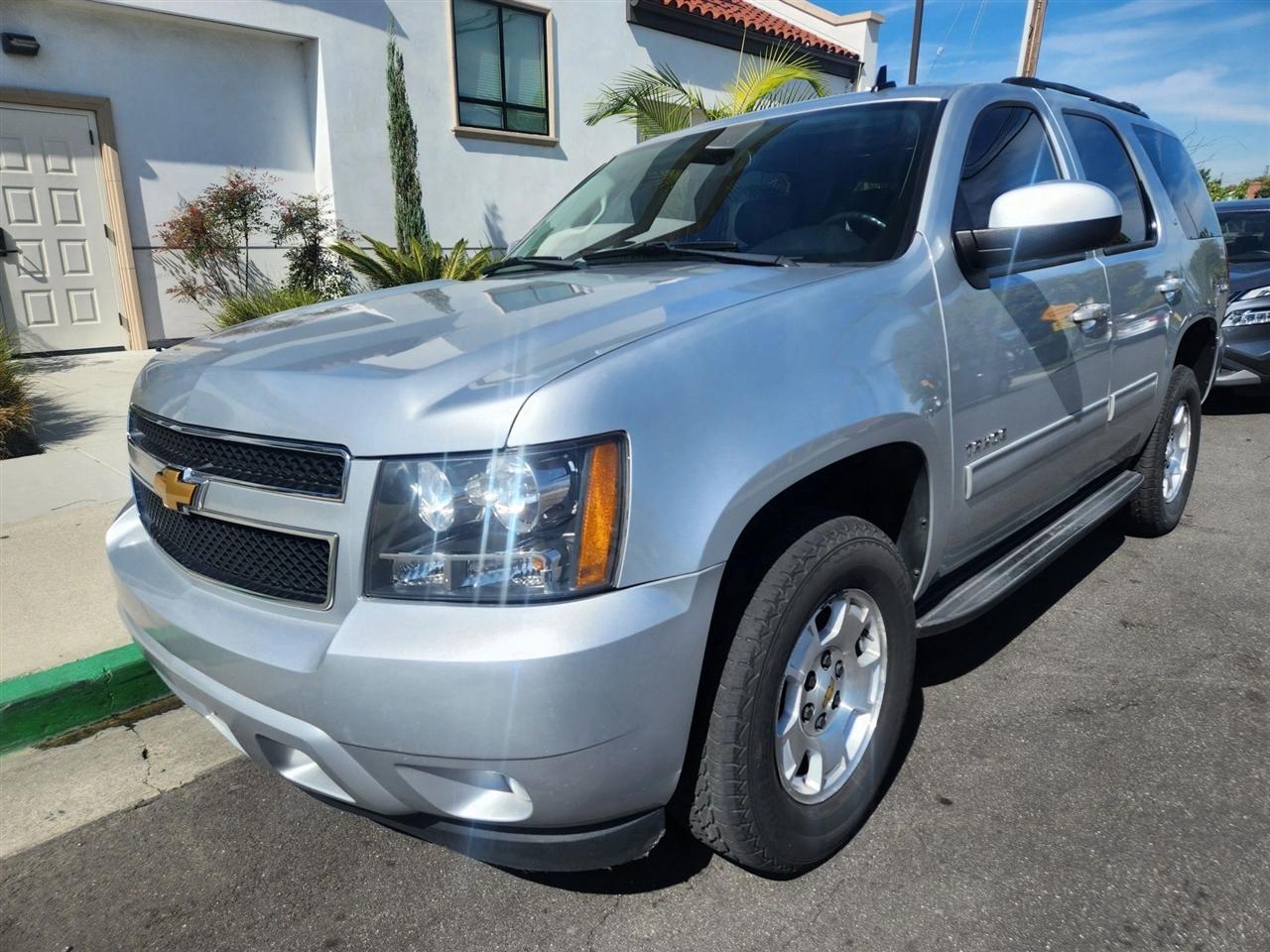Chevrolet Tahoe  2013