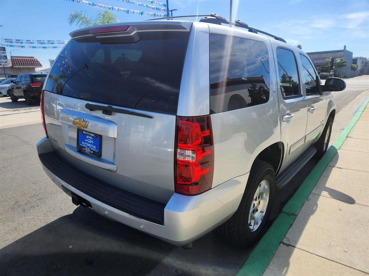Chevrolet Tahoe  2013