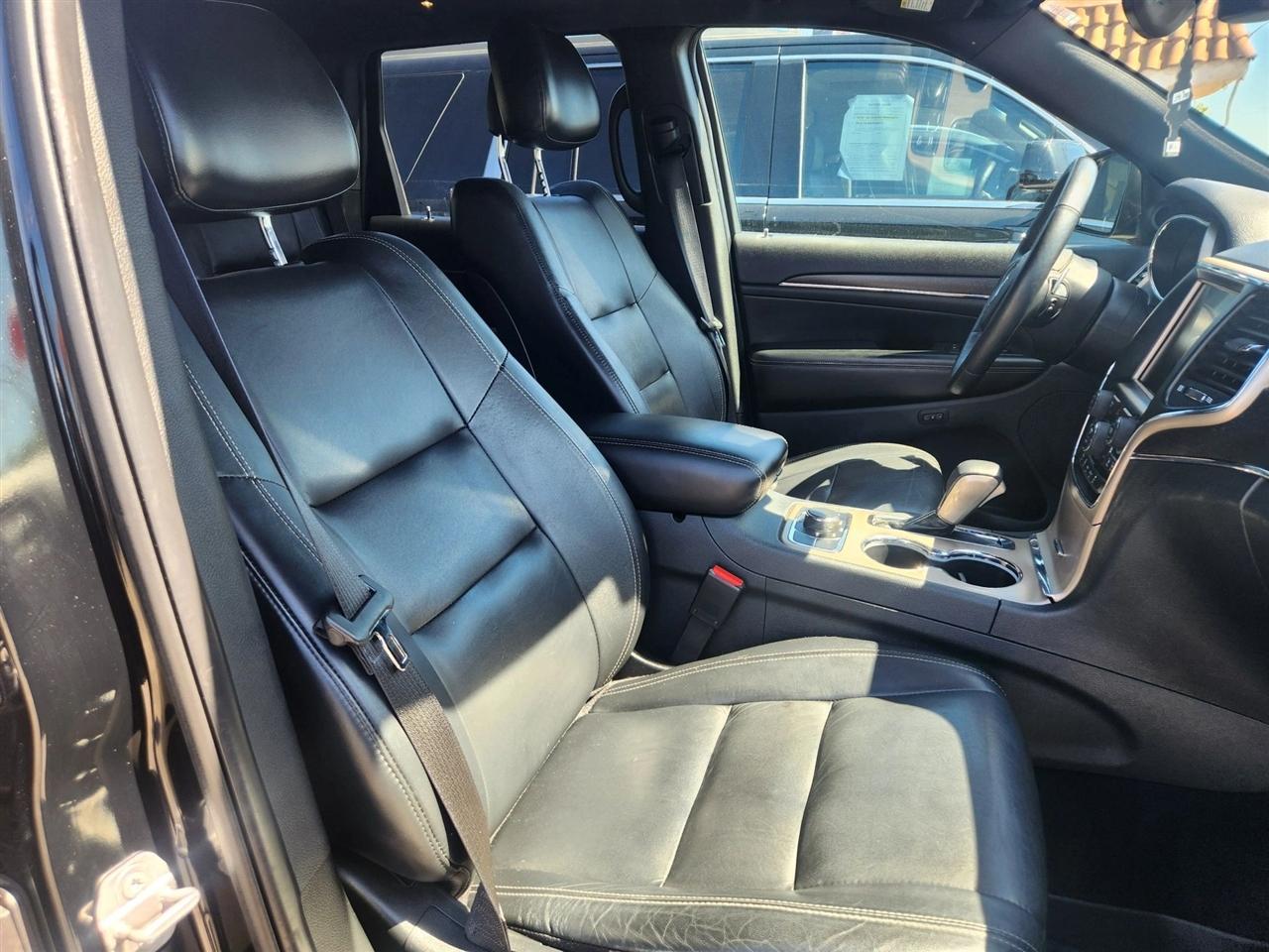 Jeep Grand Cherokee  2017