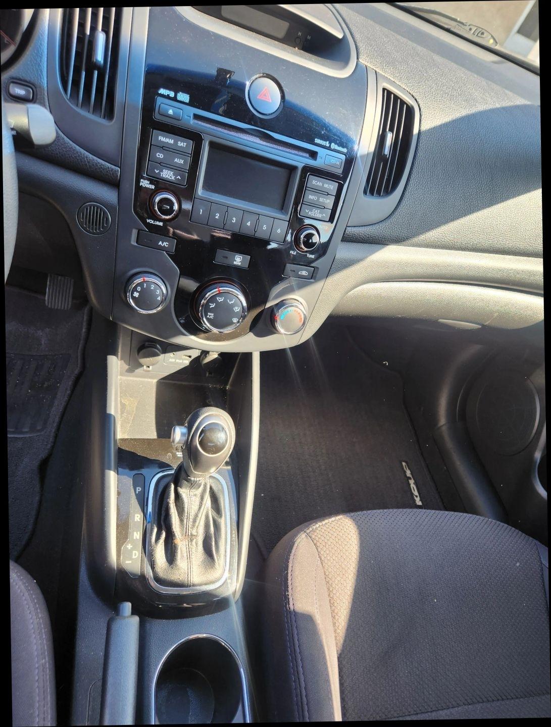 Kia Forte Koup  2011