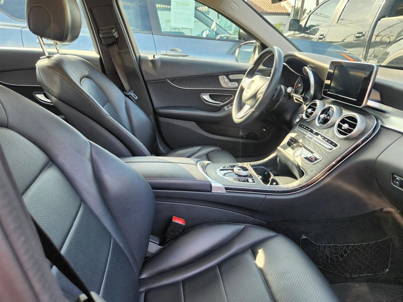 Mercedes-Benz C-Class  2017