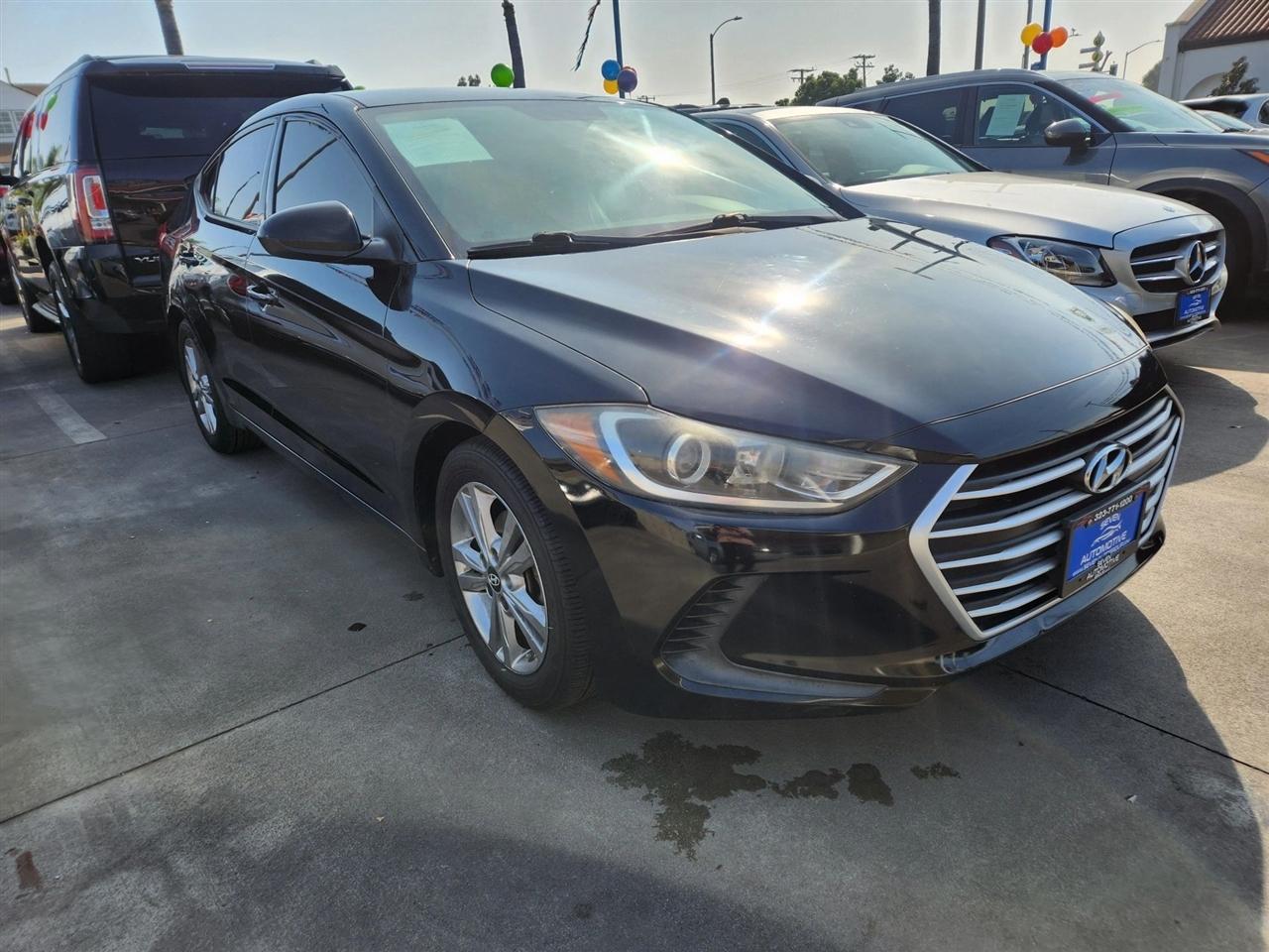Hyundai Elantra  2018