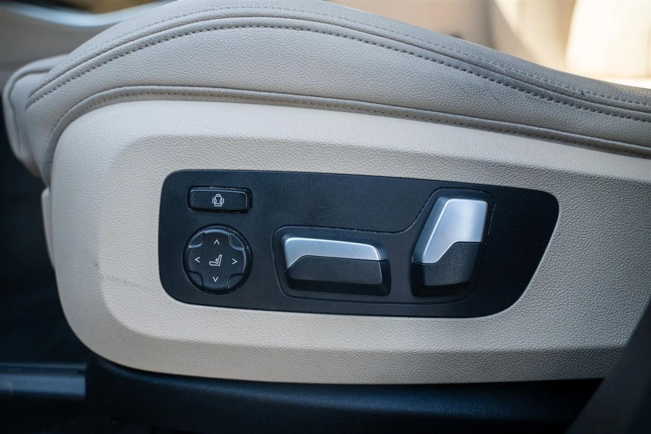 BMW X5  2019