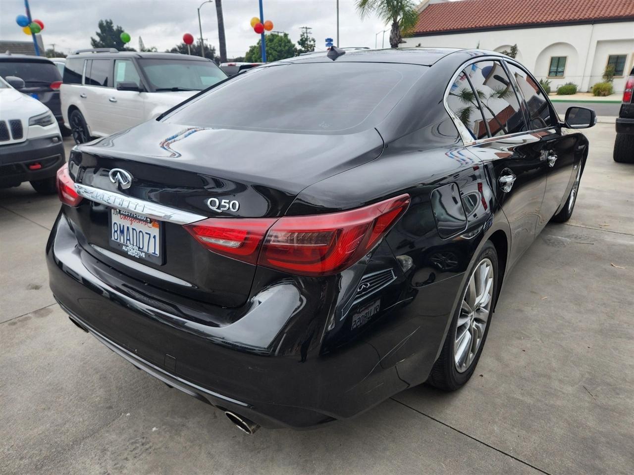 Infiniti Q50  2018