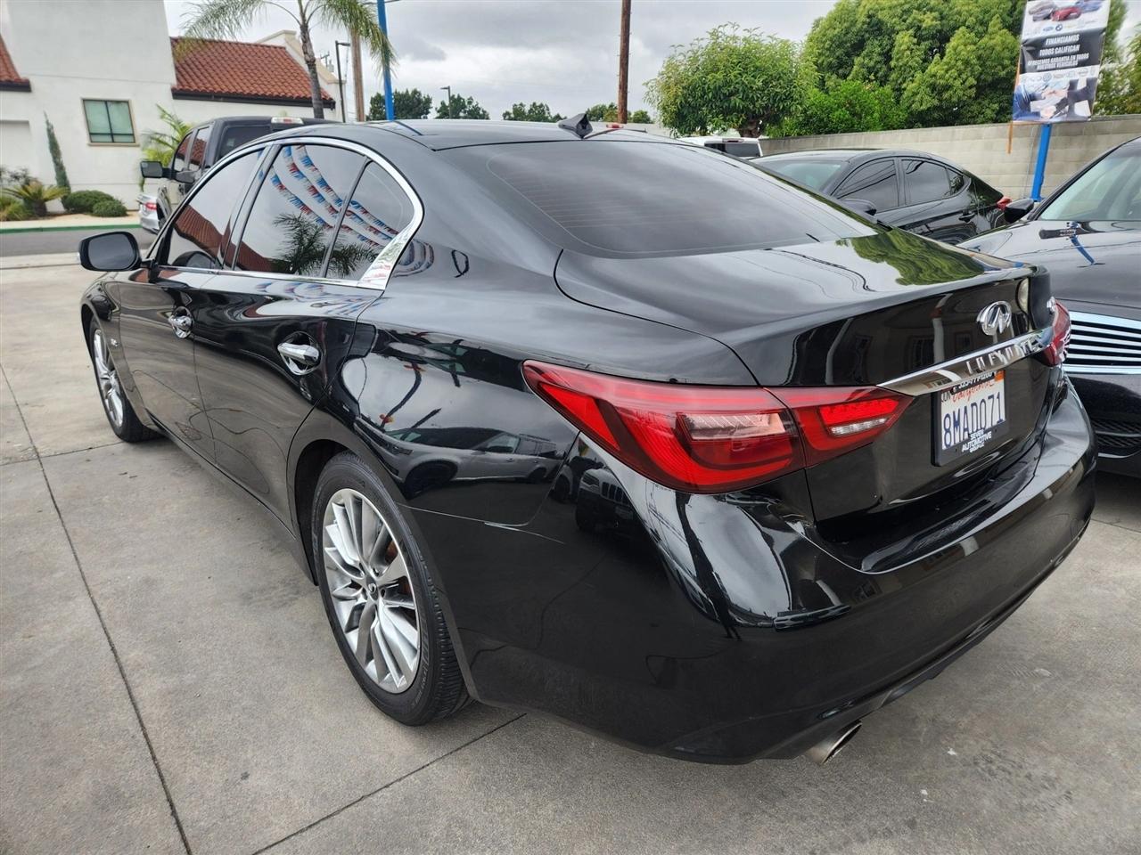 Infiniti Q50  2018