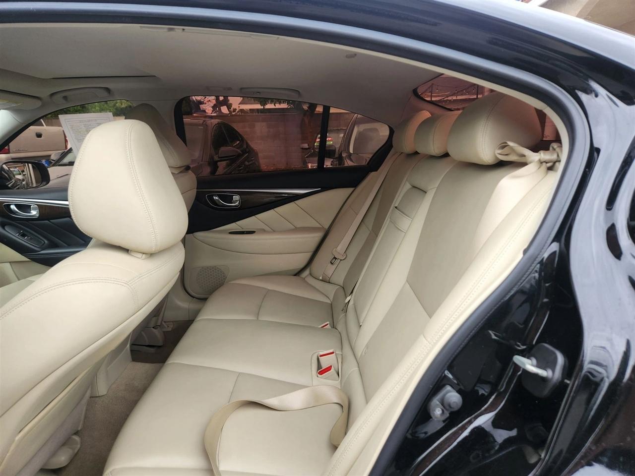 Infiniti Q50  2018