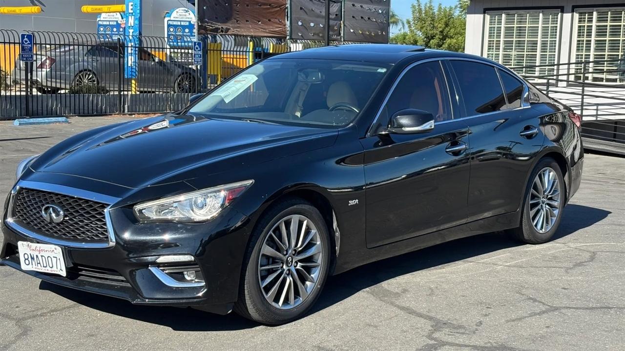 Infiniti Q50  2018