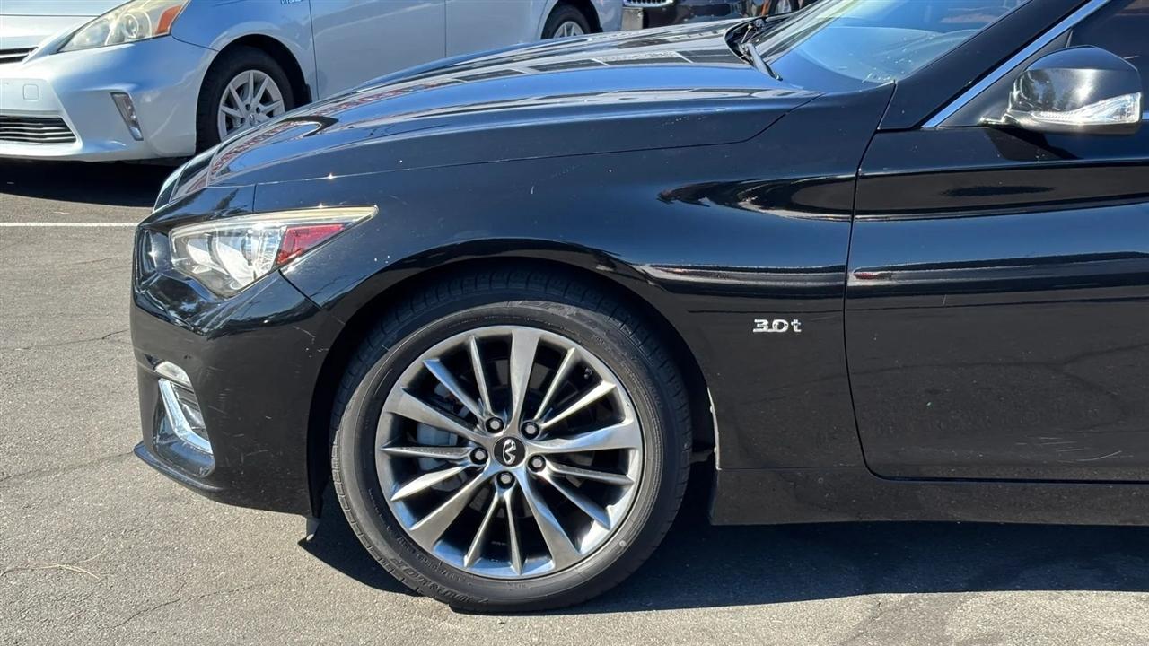 Infiniti Q50  2018