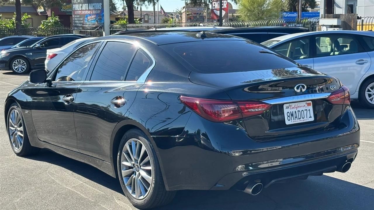 Infiniti Q50  2018