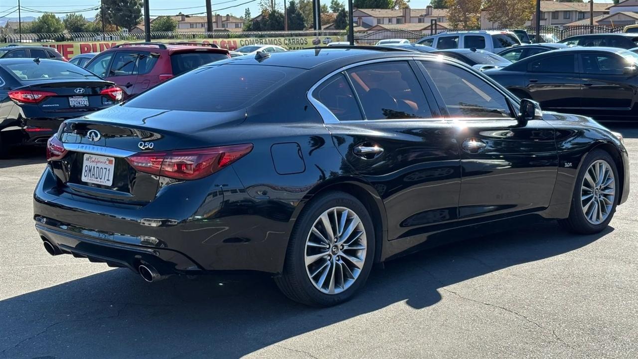 Infiniti Q50  2018