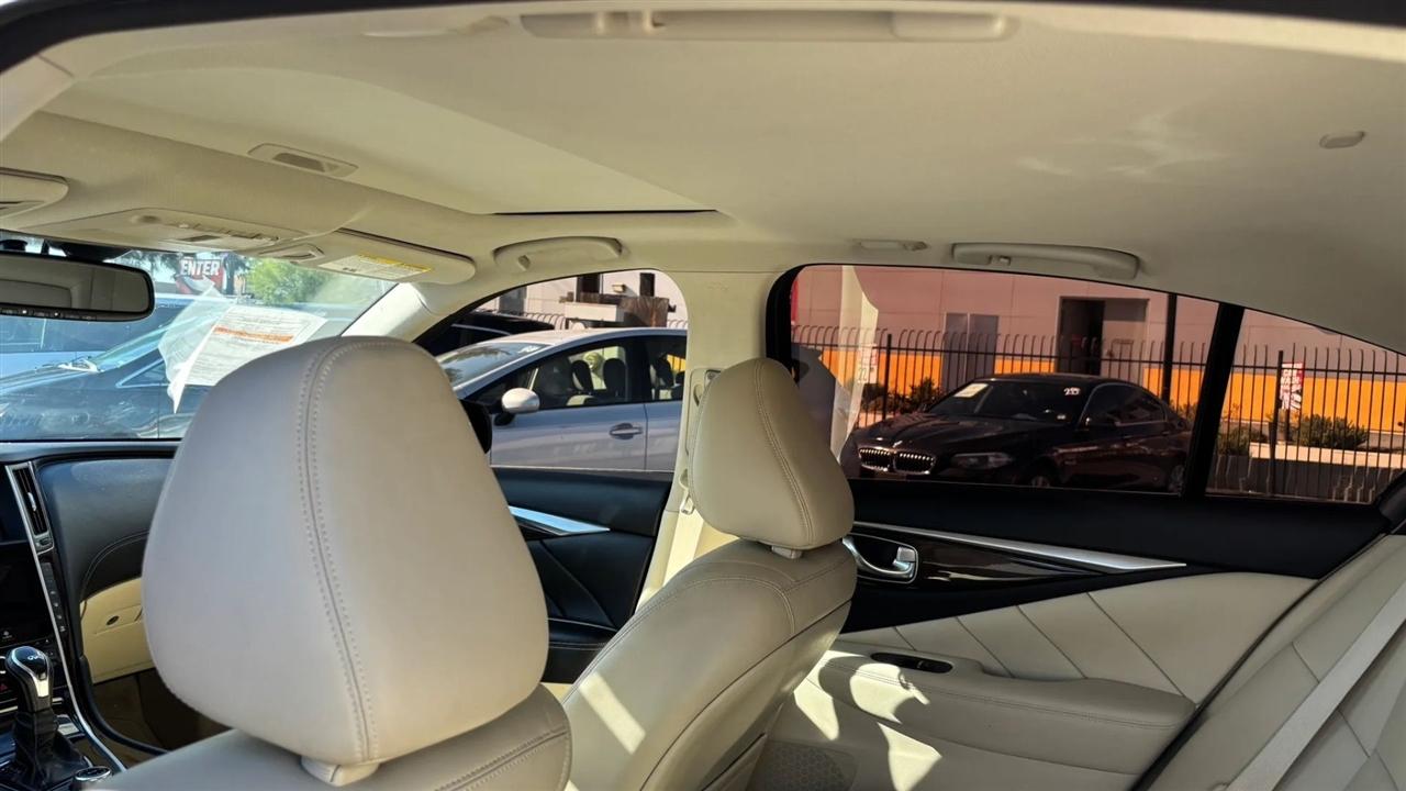 Infiniti Q50  2018