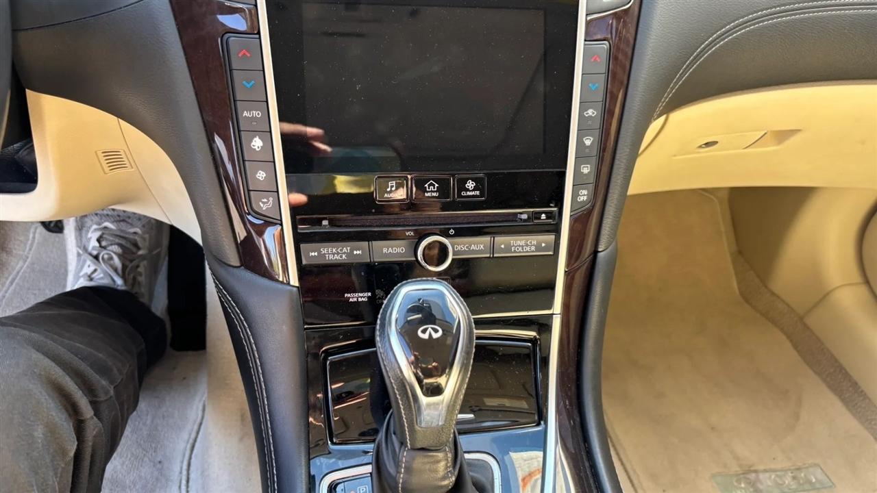 Infiniti Q50  2018