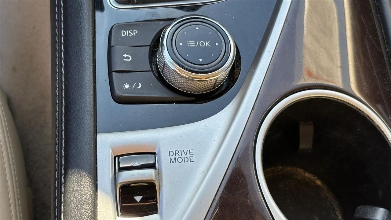 Infiniti Q50  2018