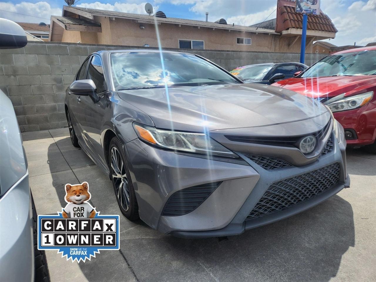 2019 Toyota Camry SE Sedan 4D