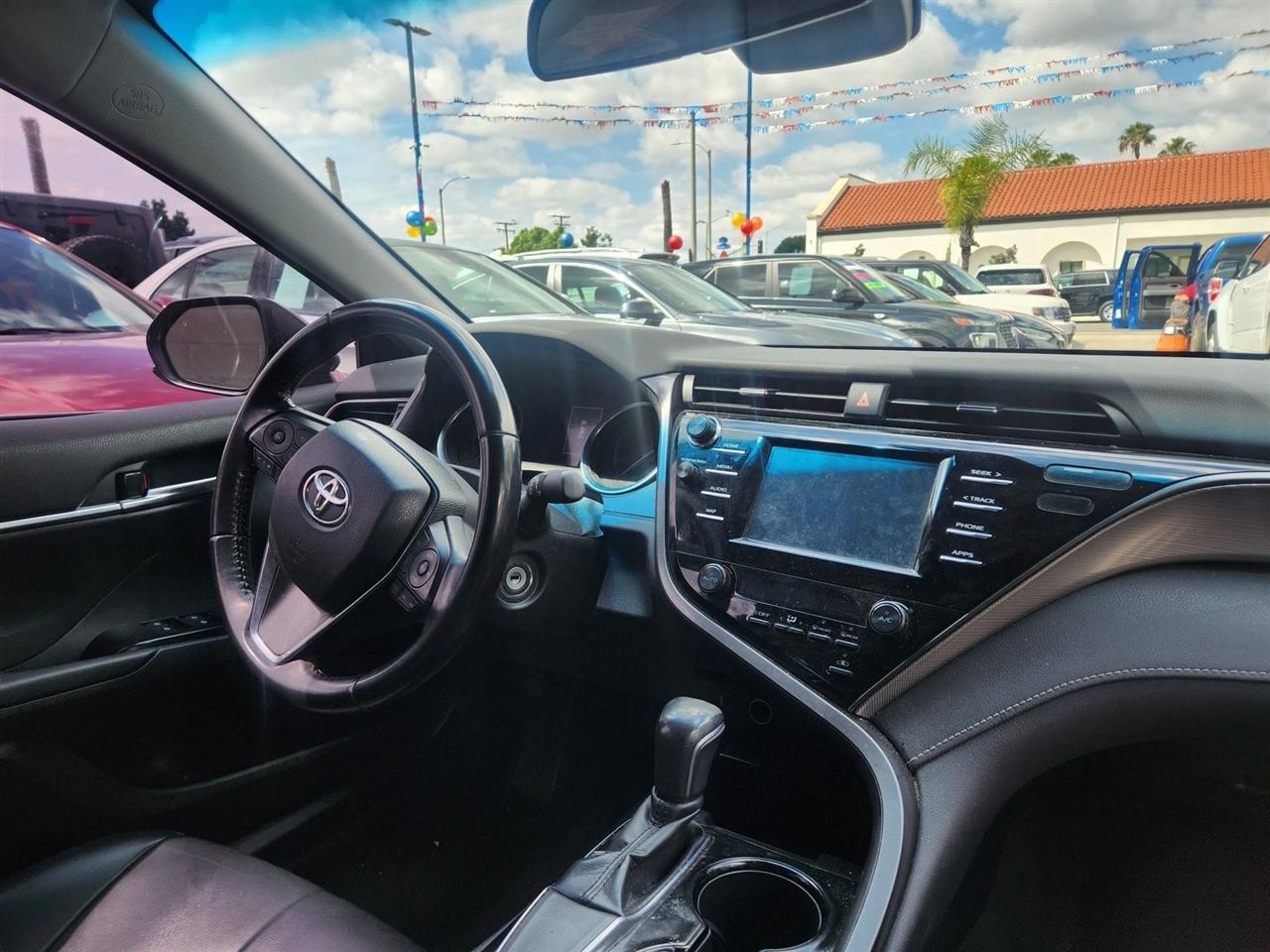 Toyota Camry  2019
