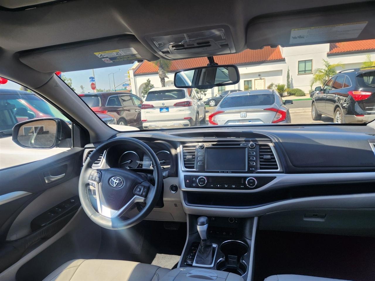 Toyota Highlander  2016