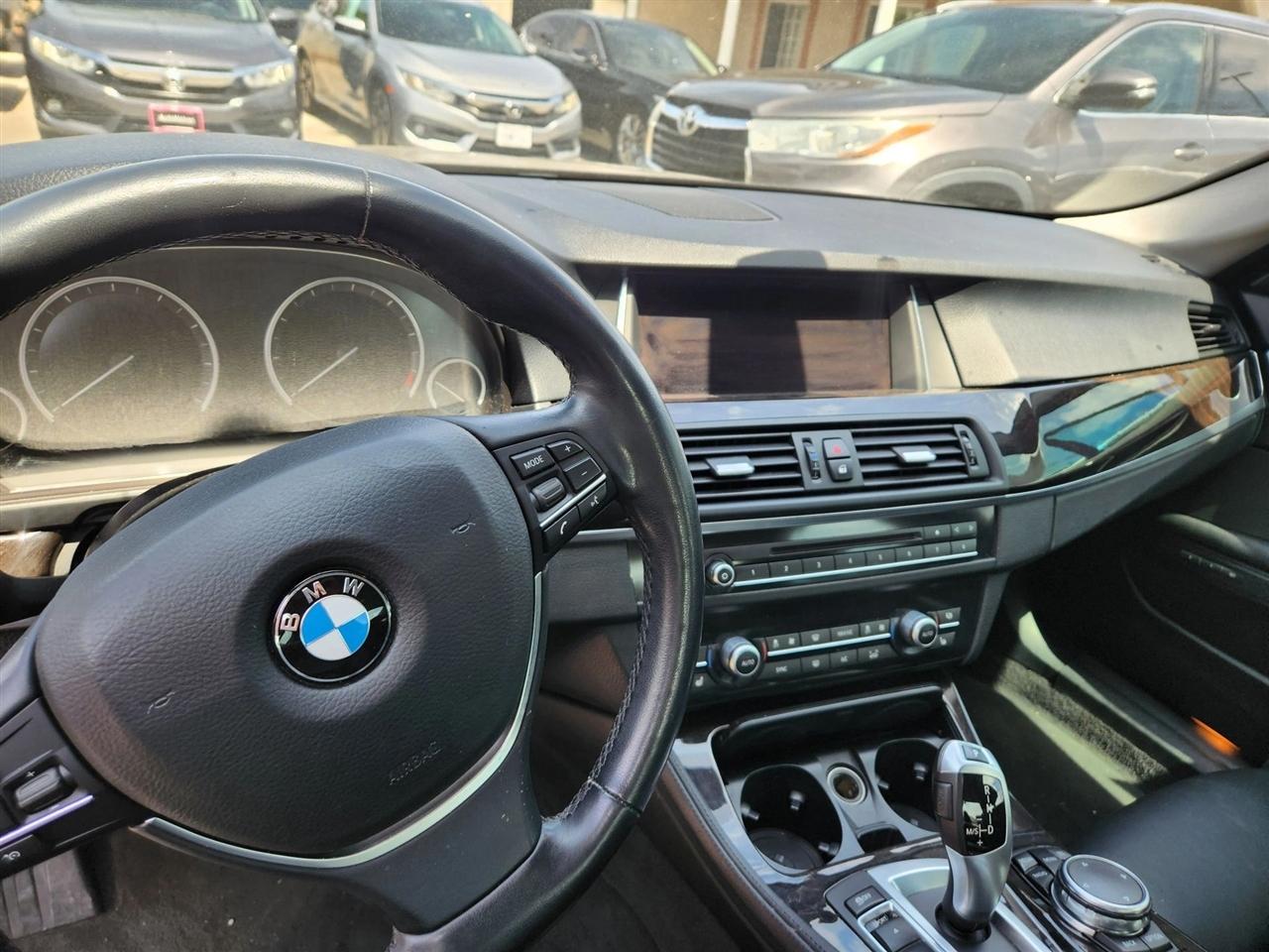 BMW 5-Series  2015
