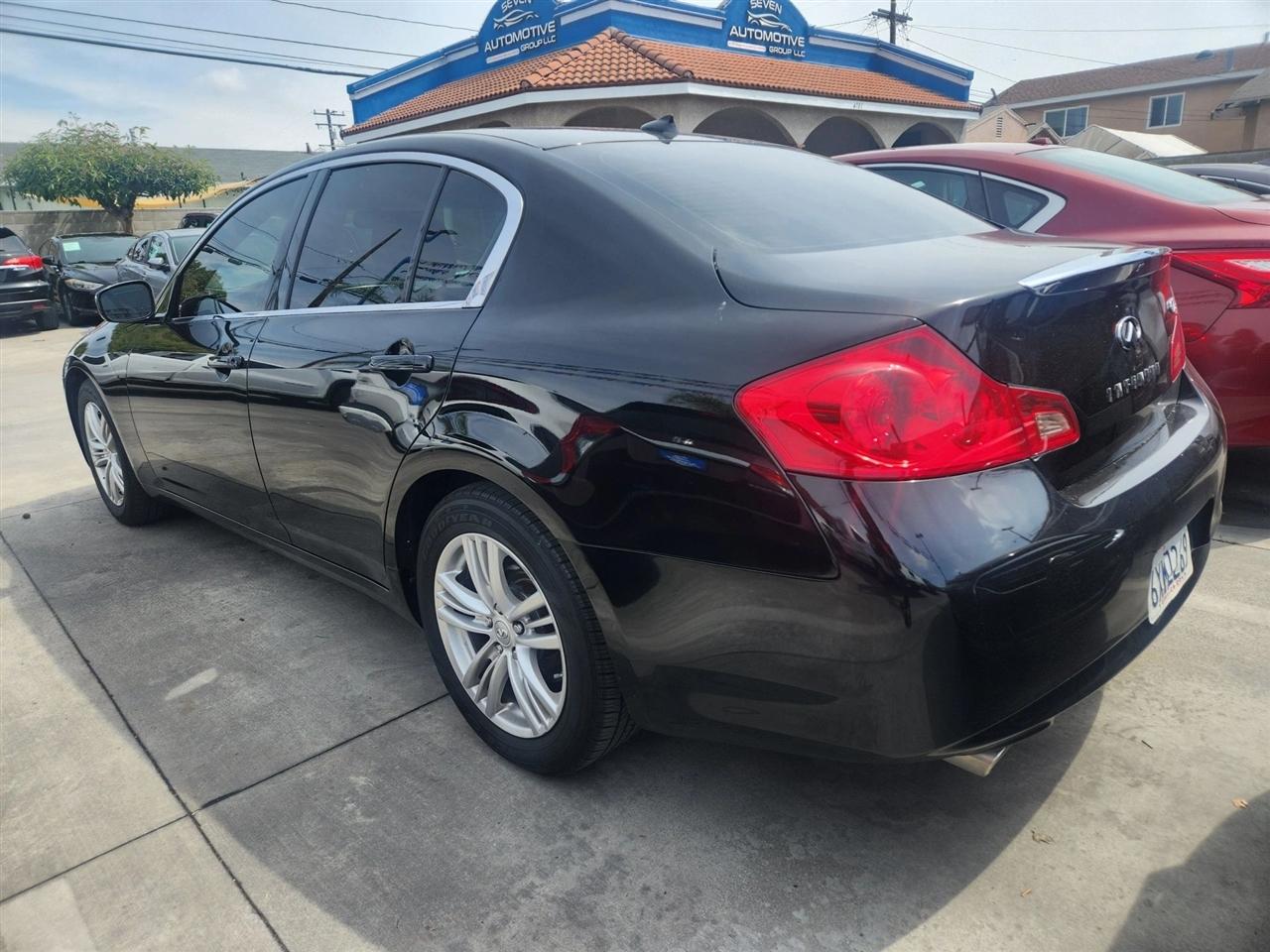 Infiniti G Sedan  2012