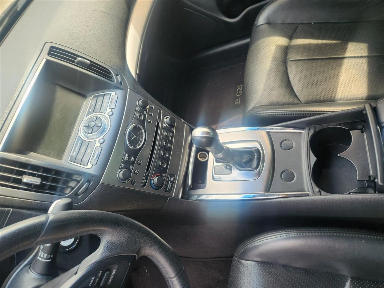 Infiniti G Sedan  2012