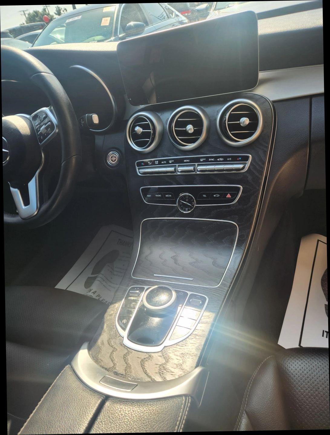 Mercedes-Benz C-Class  2021