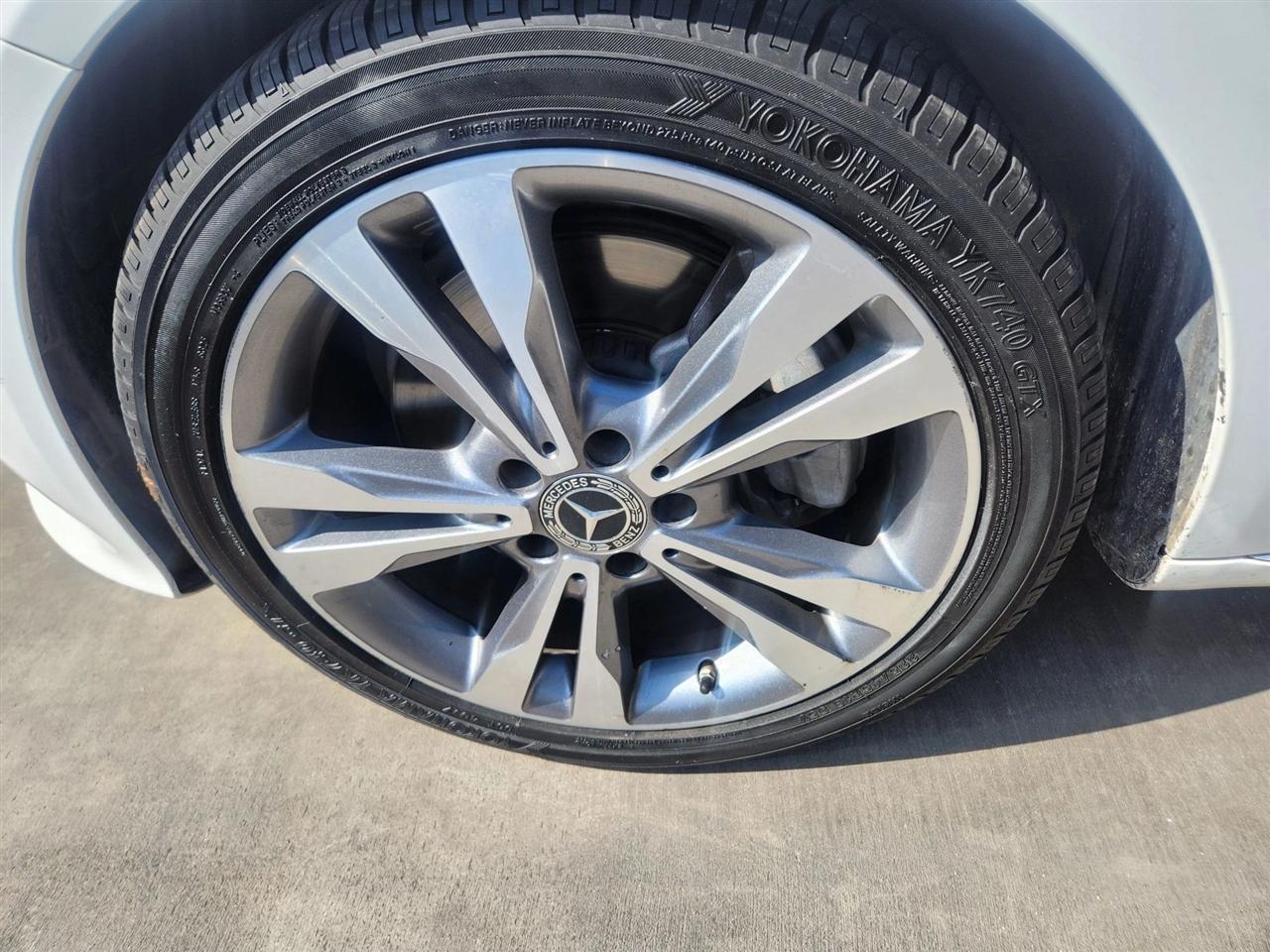 Mercedes-Benz C-Class  2021