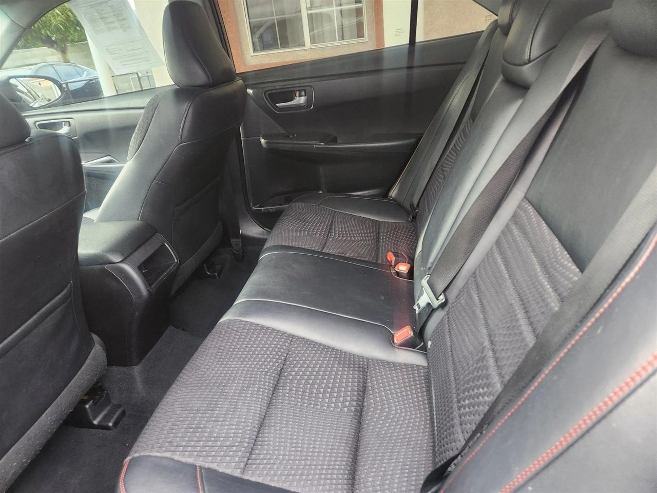 Toyota Camry  2015