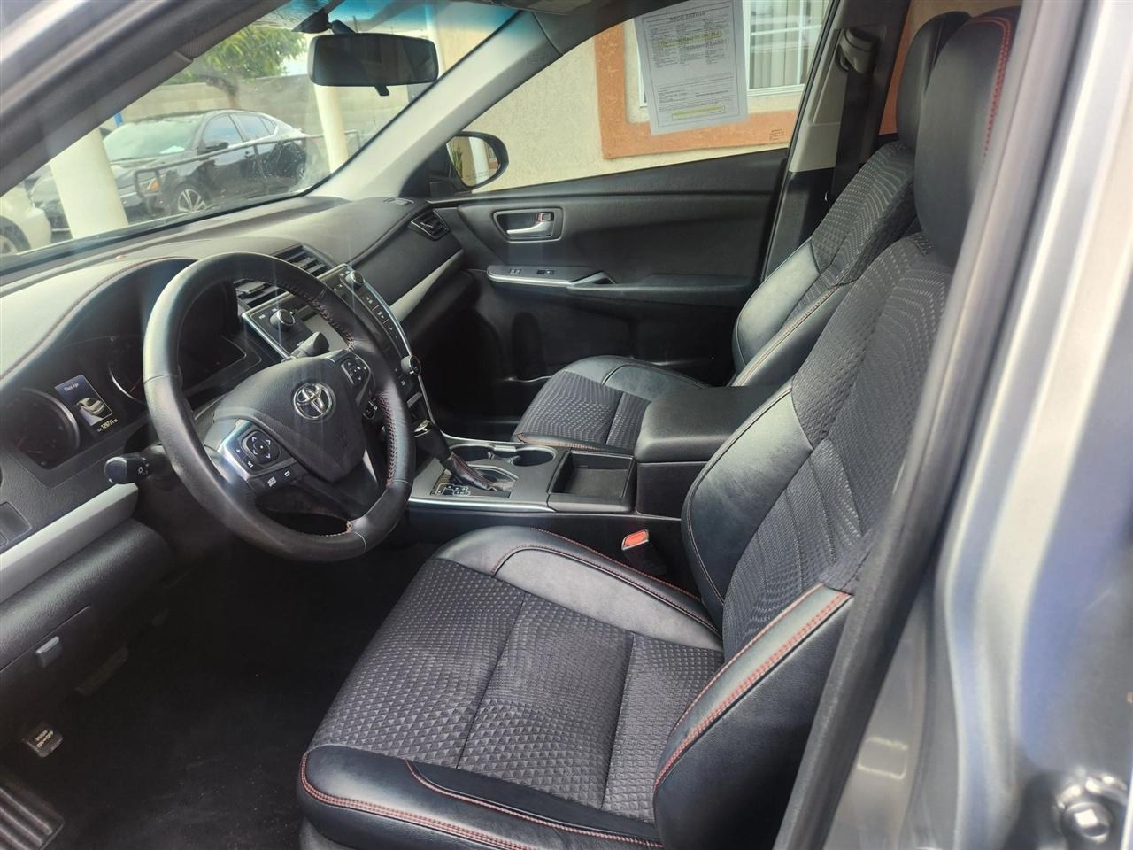 Toyota Camry  2015