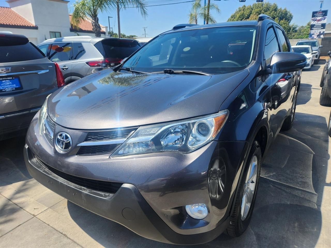 Toyota RAV4  2014