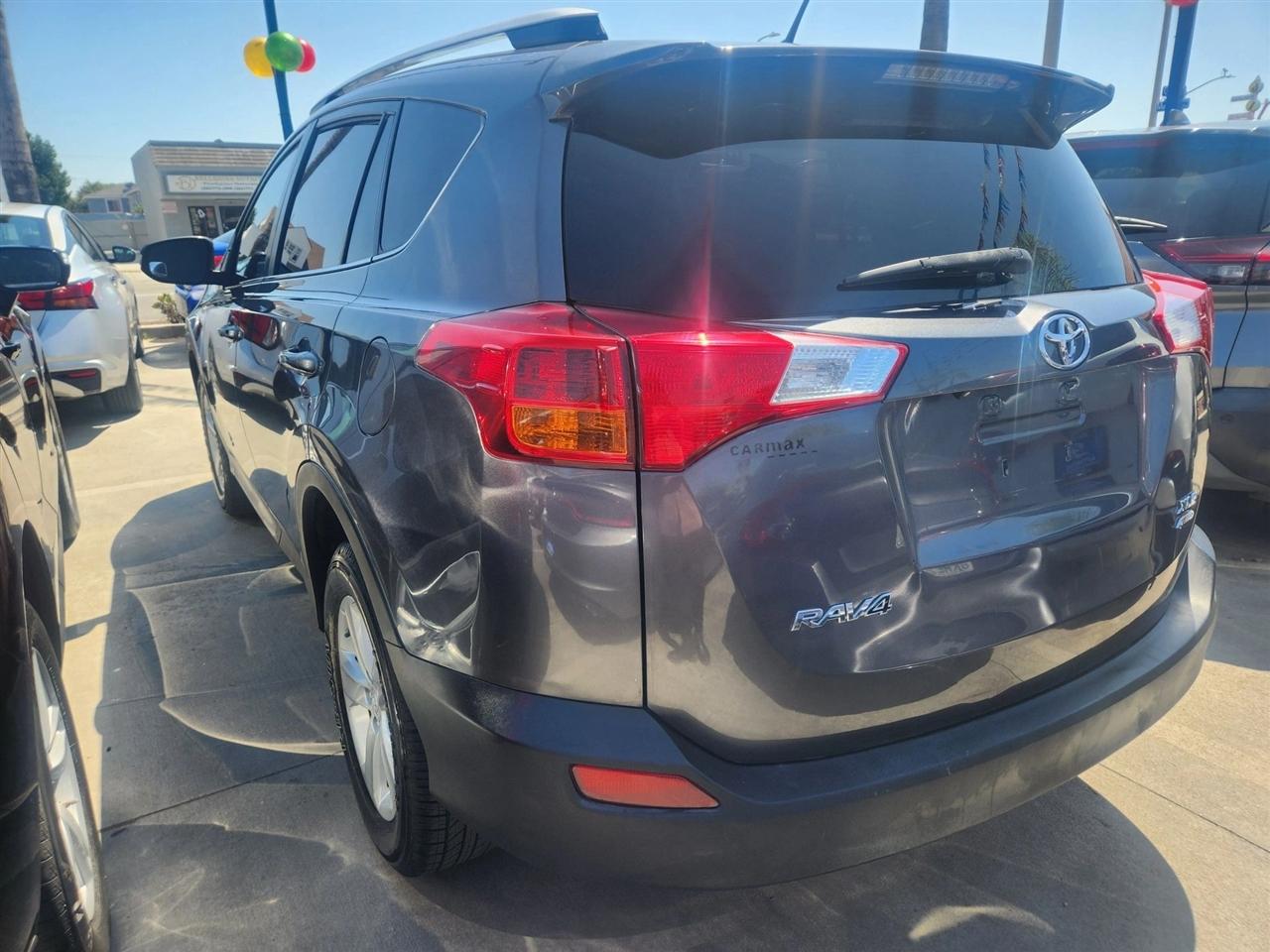 Toyota RAV4  2014