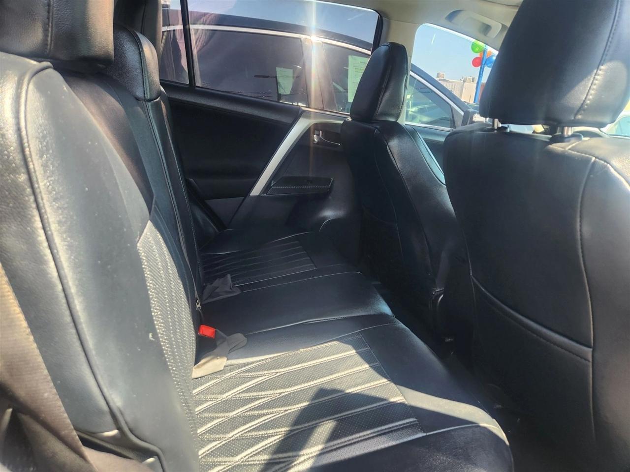 Toyota RAV4  2014