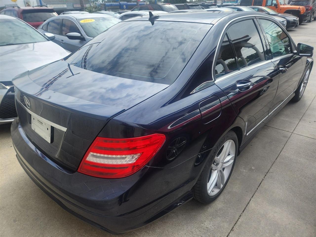 Mercedes-Benz C-Class  2014