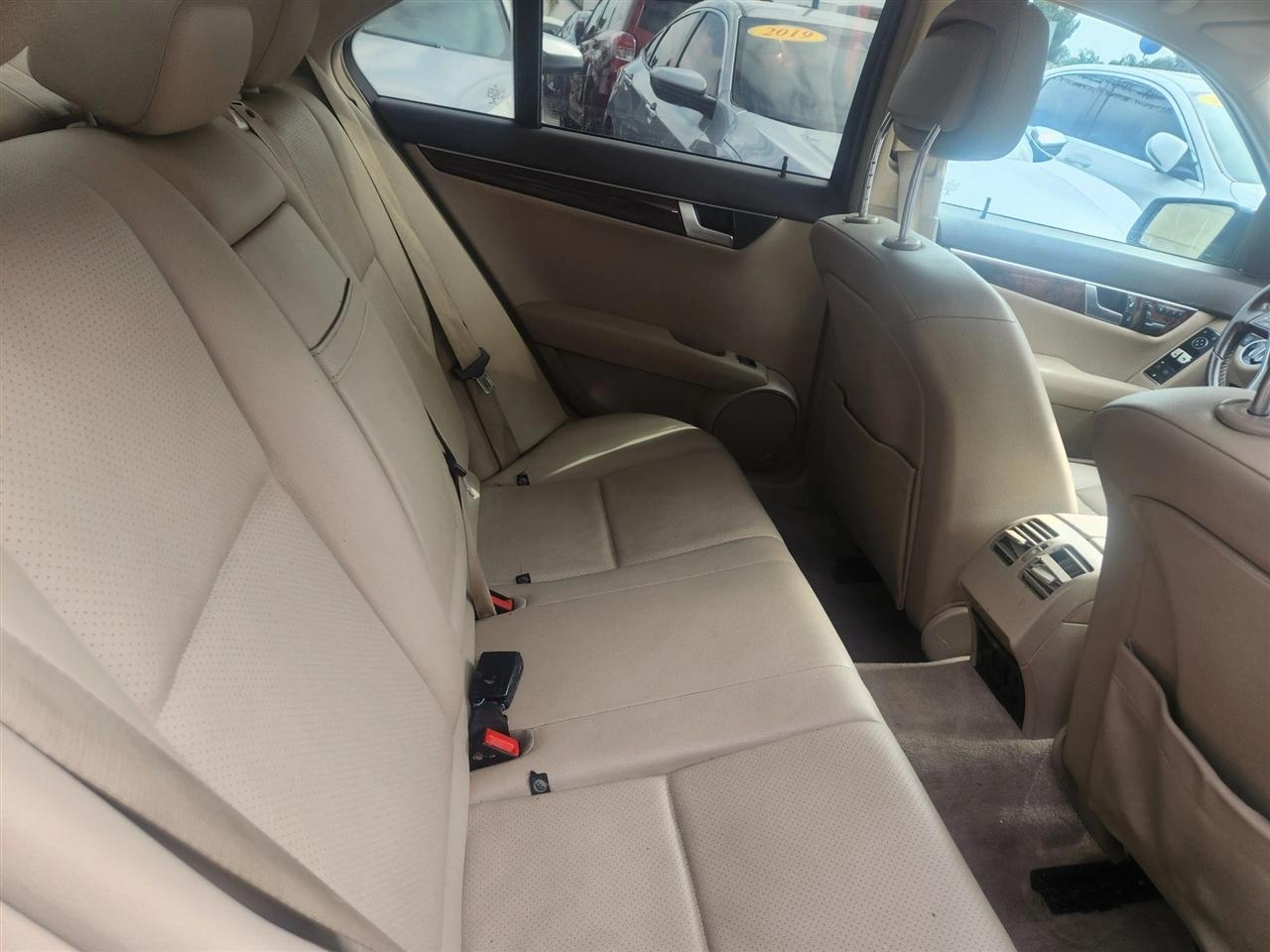 Mercedes-Benz C-Class  2014
