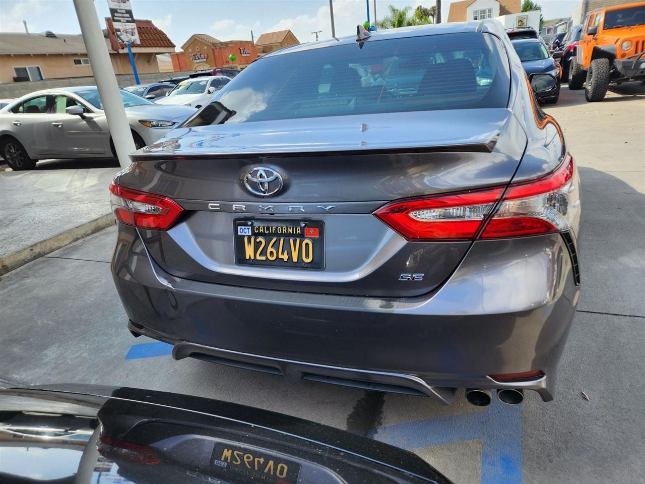 Toyota Camry  2019
