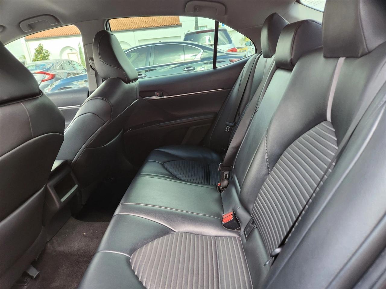 Toyota Camry  2019