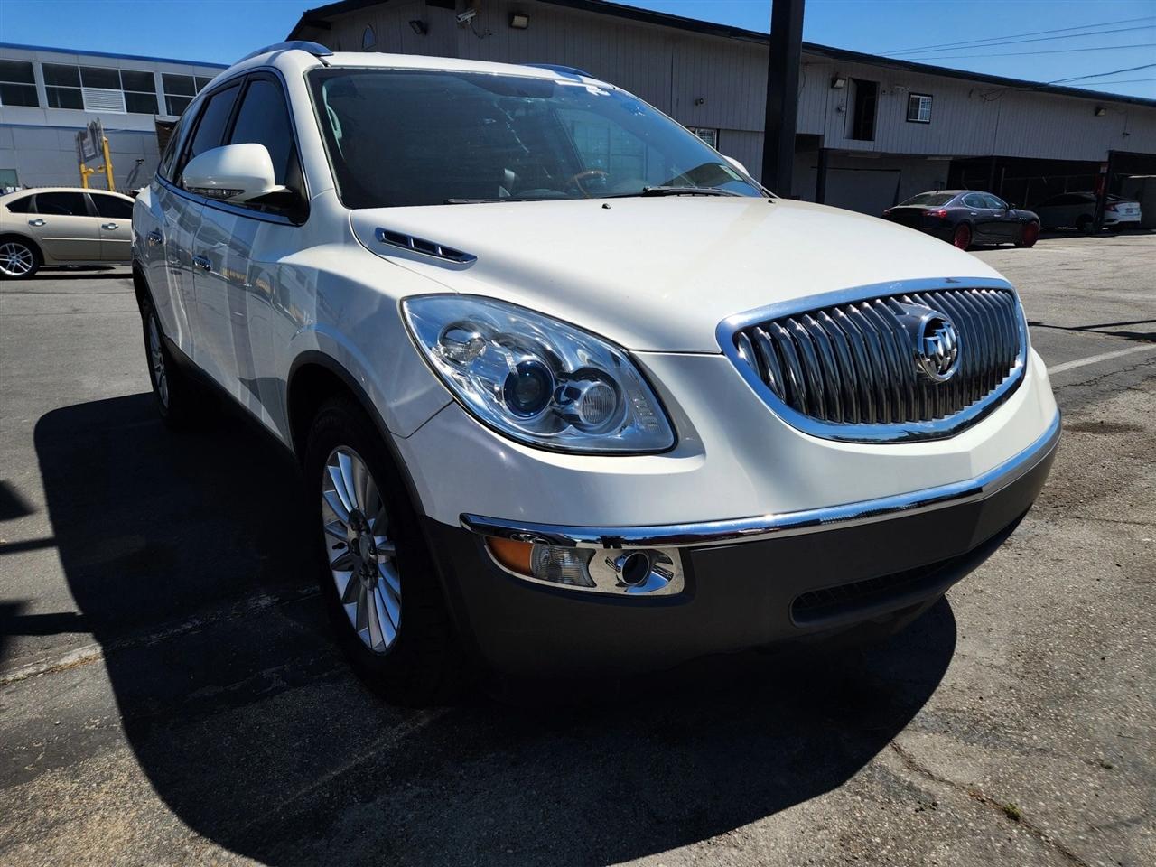 Buick Enclave  2011