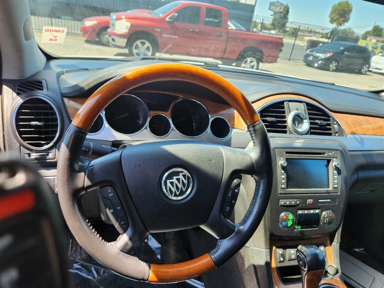 Buick Enclave  2011