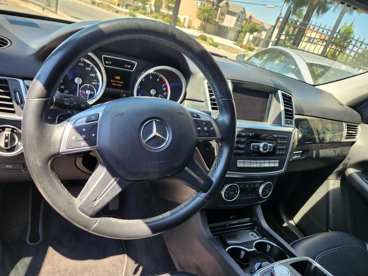 Mercedes-Benz M-Class  2014