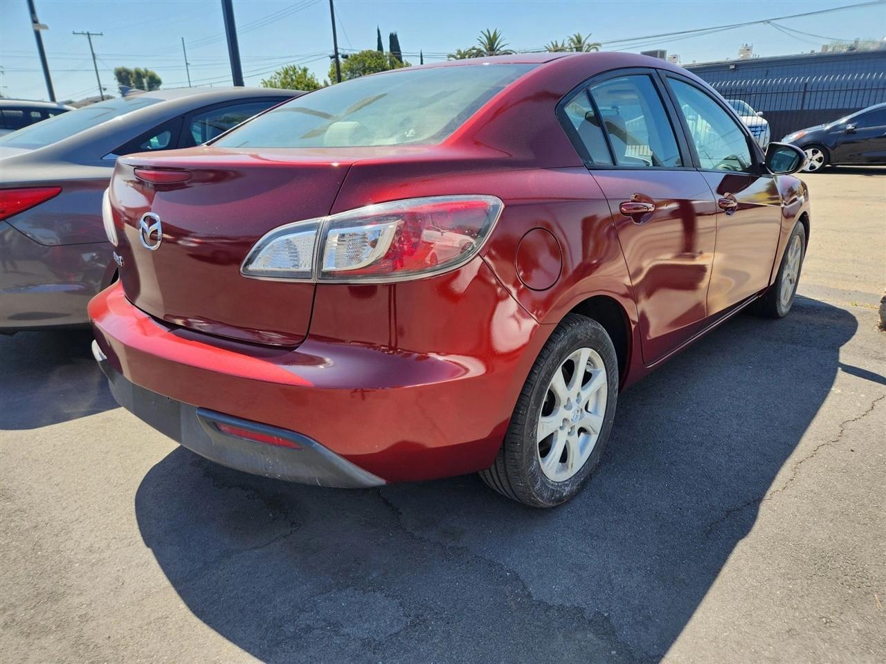 Mazda MAZDA3  2010