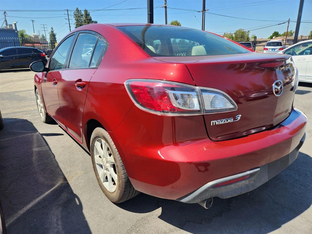 Mazda MAZDA3  2010