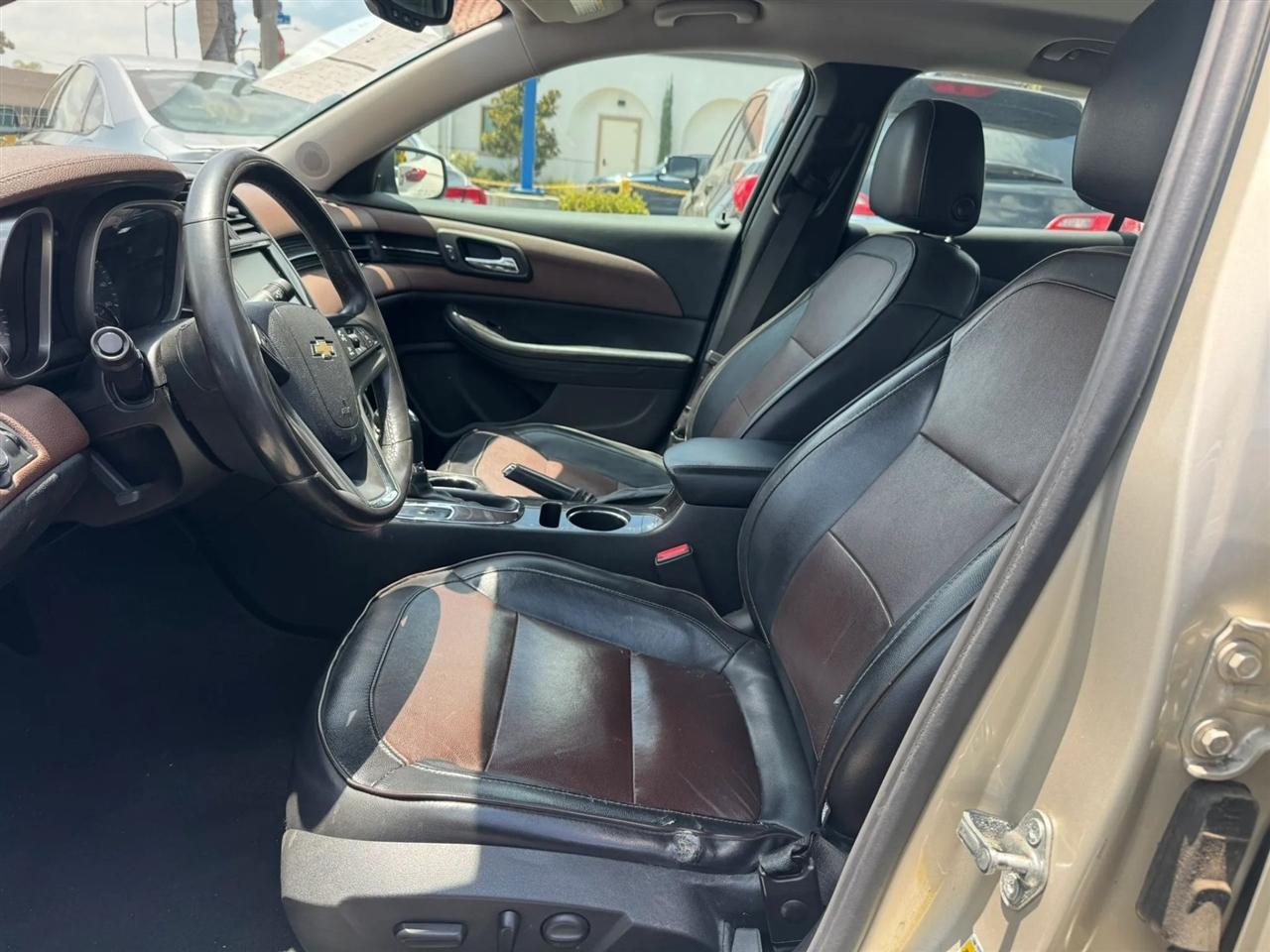 Chevrolet Malibu  2015