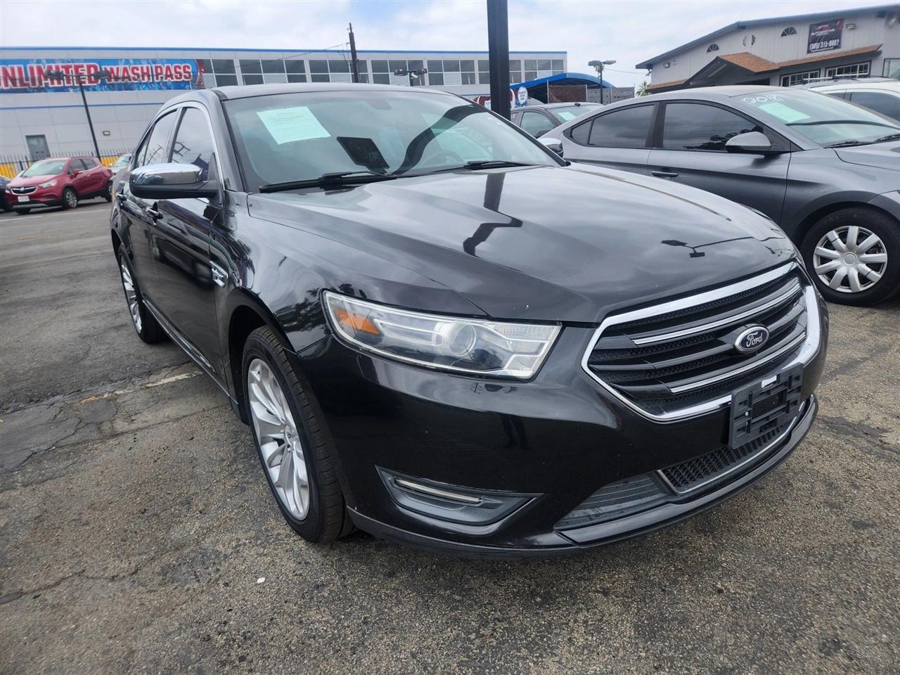 Ford Taurus  2015