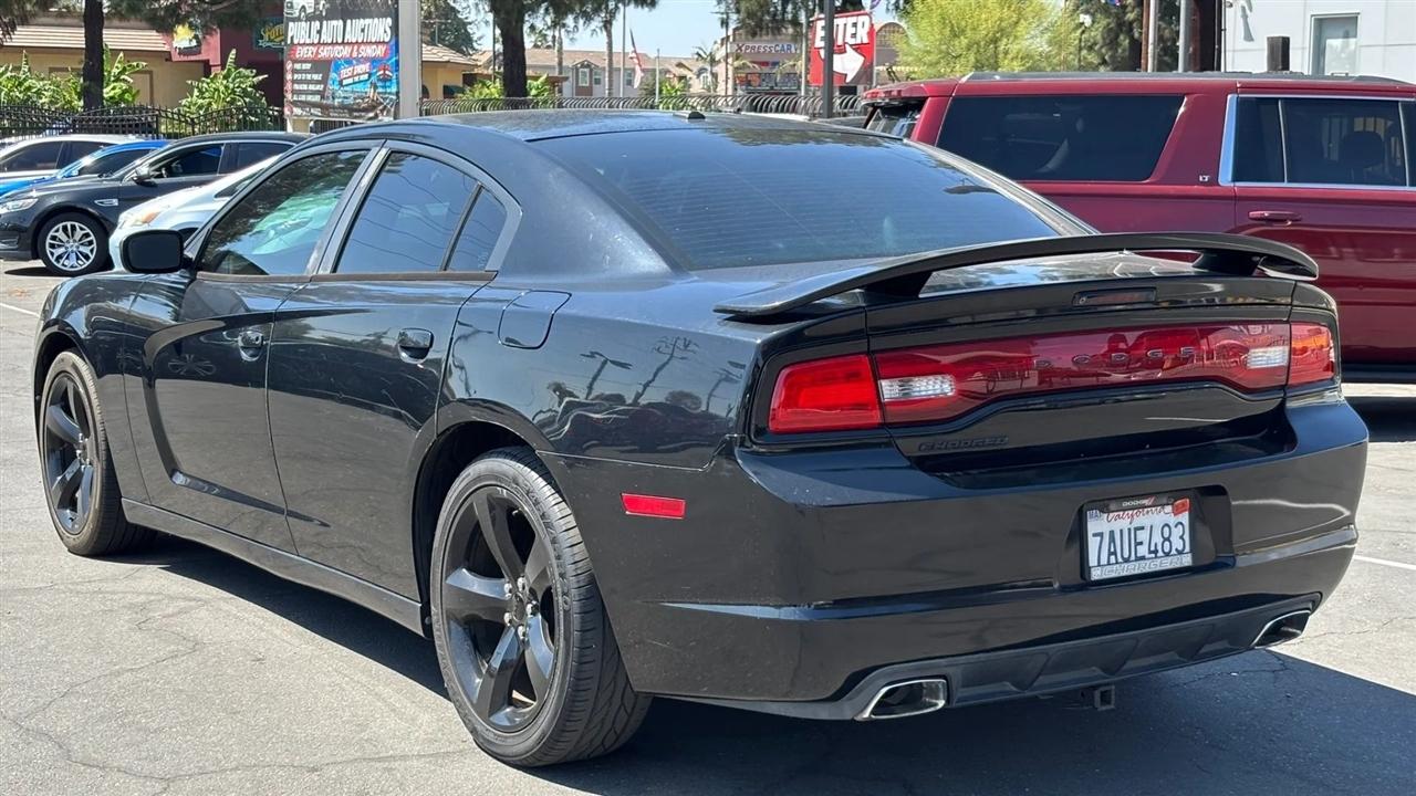 Dodge Charger  2013