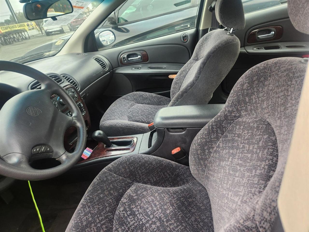 Chrysler Concorde  2000