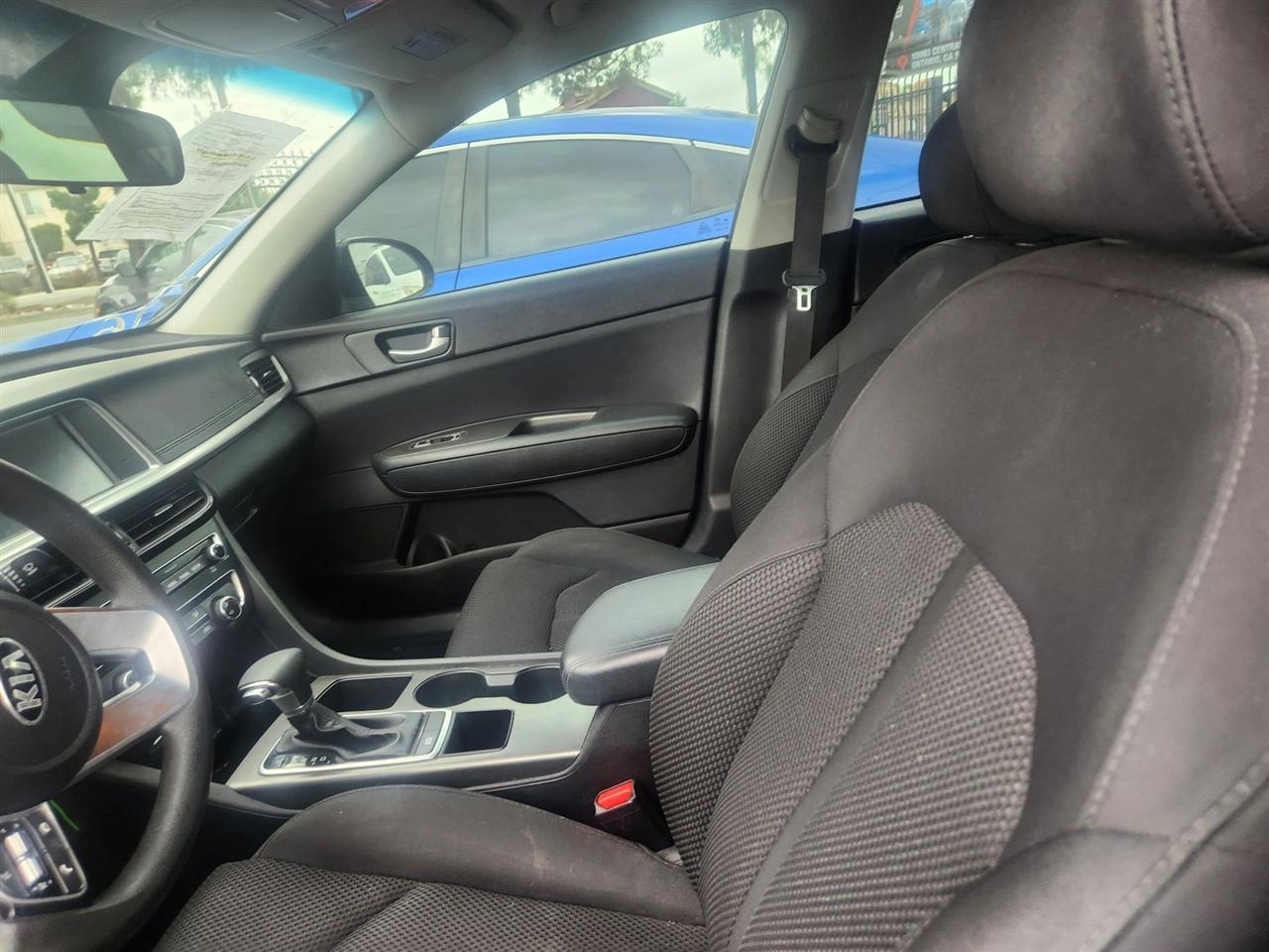 Kia Optima  2020
