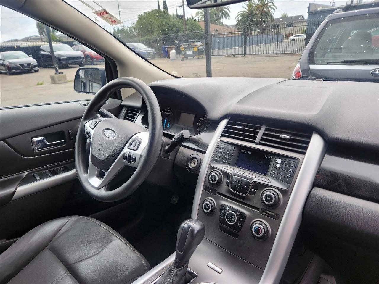 Ford Edge  2013